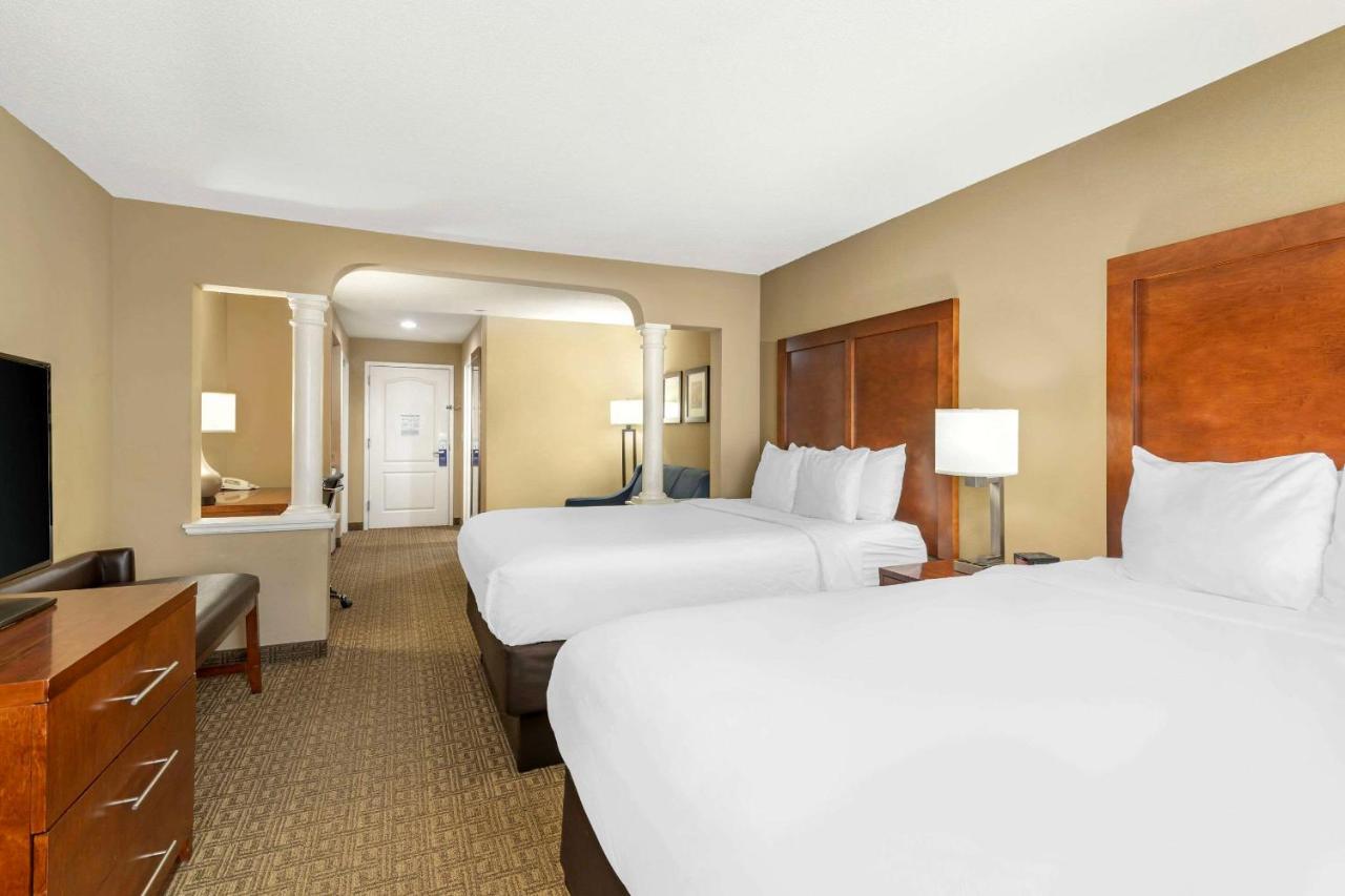 Comfort Inn & Suites Dover-Portsmouth Ngoại thất bức ảnh