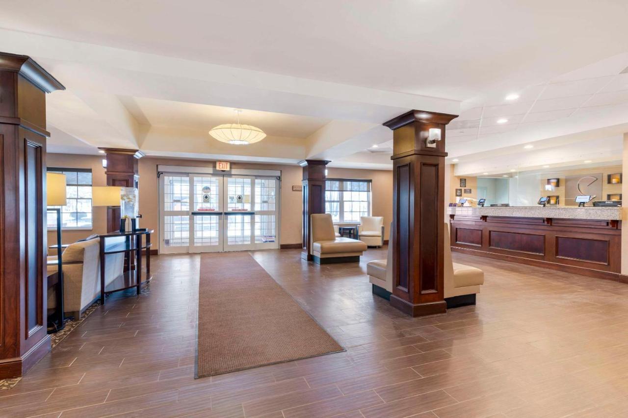 Comfort Inn & Suites Dover-Portsmouth Ngoại thất bức ảnh