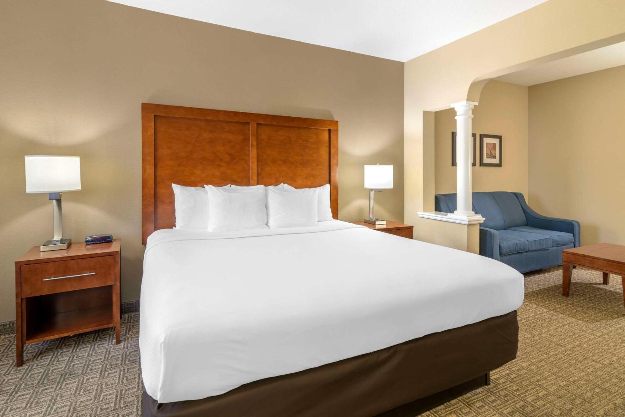 Comfort Inn & Suites Dover-Portsmouth Ngoại thất bức ảnh