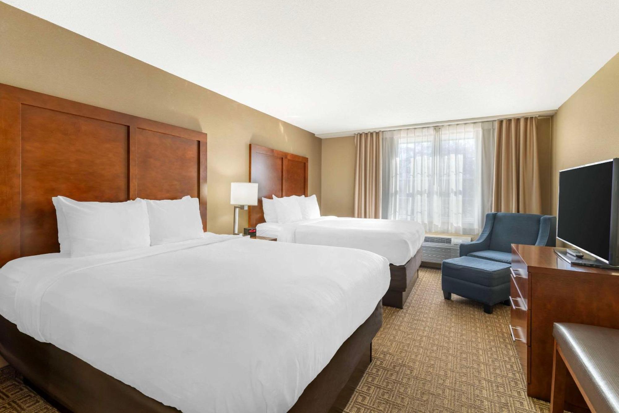 Comfort Inn & Suites Dover-Portsmouth Ngoại thất bức ảnh