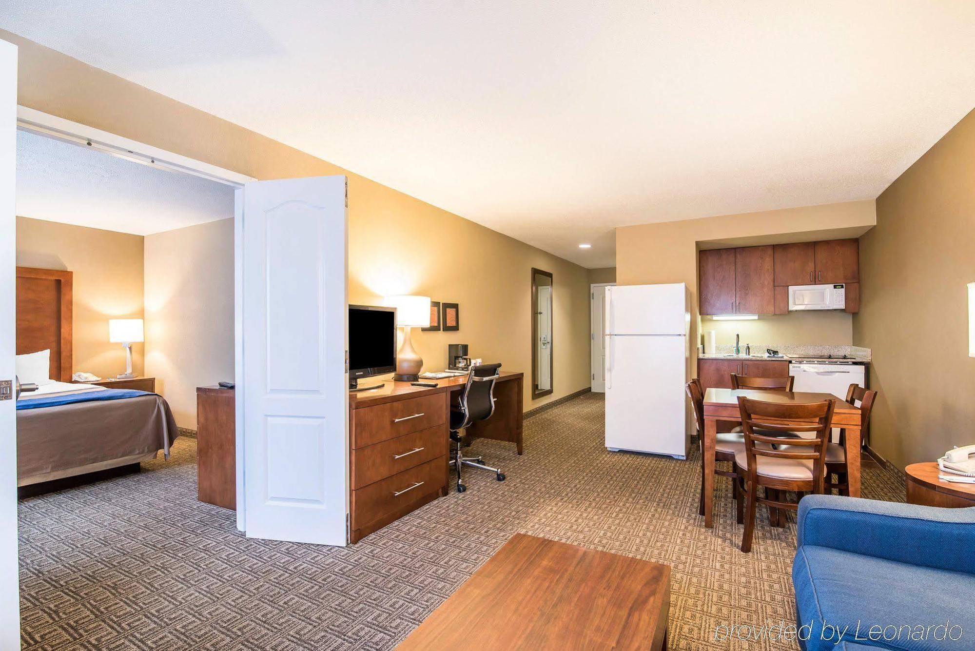 Comfort Inn & Suites Dover-Portsmouth Ngoại thất bức ảnh
