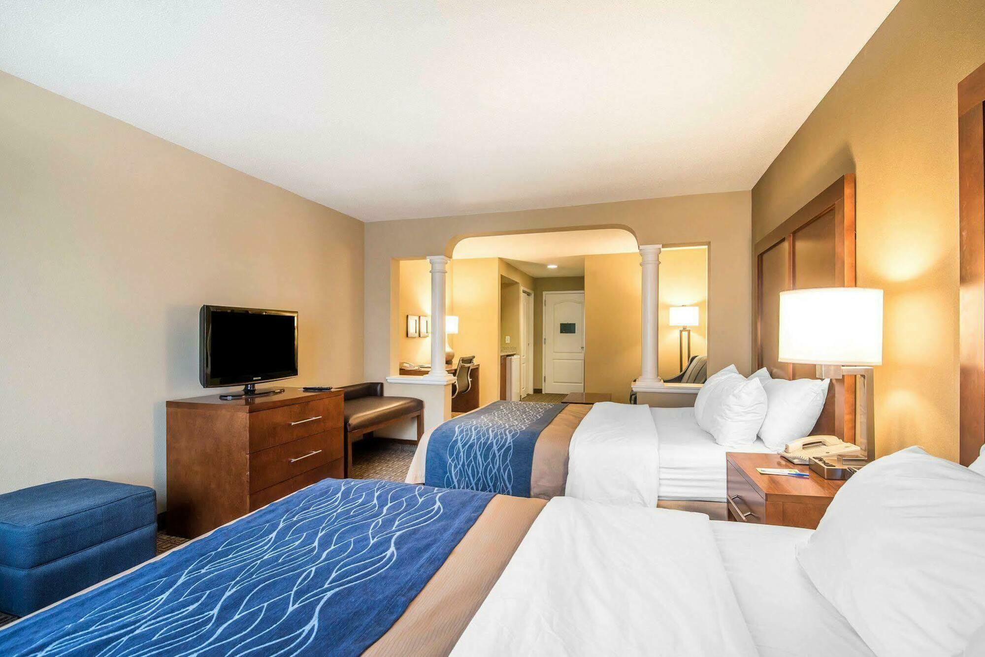Comfort Inn & Suites Dover-Portsmouth Ngoại thất bức ảnh